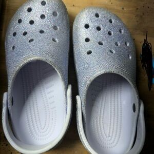 CROCS Kids Shimmering Silver/purple **pet friendly home**